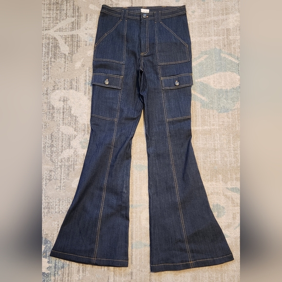 Cinq A Sept Cargo Flare Jeans. Size 6. EUC.